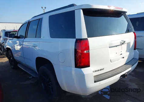 2017 Chevrolet Tahoe Lt z USA, uszkodzony, nr VIN 1GNSKBKCXHR125561